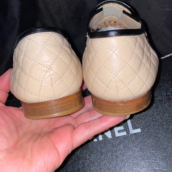 Elegant Chanel loafers - Picture 4 of 6